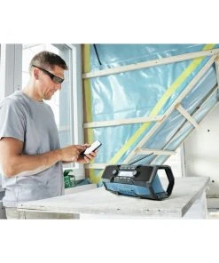 Bosch GPB18V-2CN 18V Compact Jobsite Radio With Bluetooth 5.0 -Bosch shop bshngpb18v 2cn i
